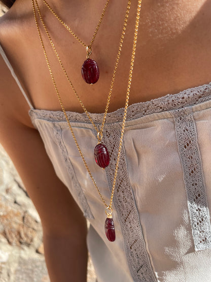 Collar Escarabajo Granate