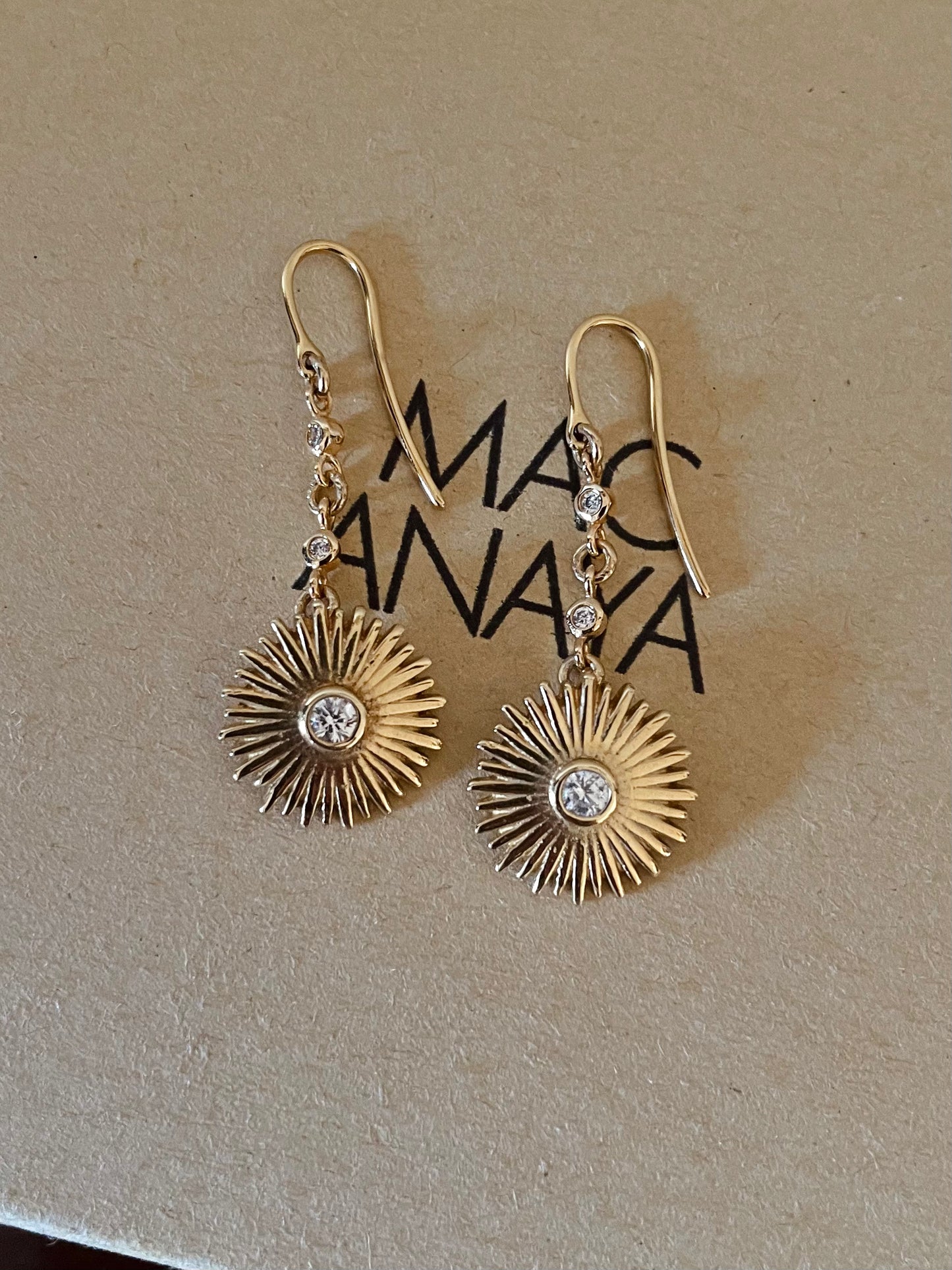 PENDIENTES BABY SUN GOLD